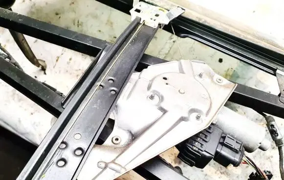 Audi A6 Allroad C5 Sliding door window regulator with motor 4b0839398b