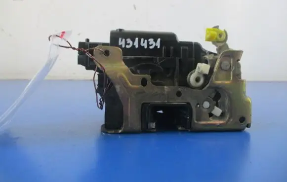 Renault Kangoo I Front door lock