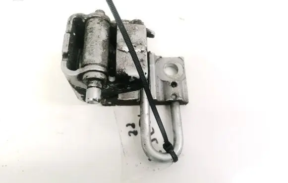 Audi A6 S6 C6 4F Rear door lower hinge 8E0831411B