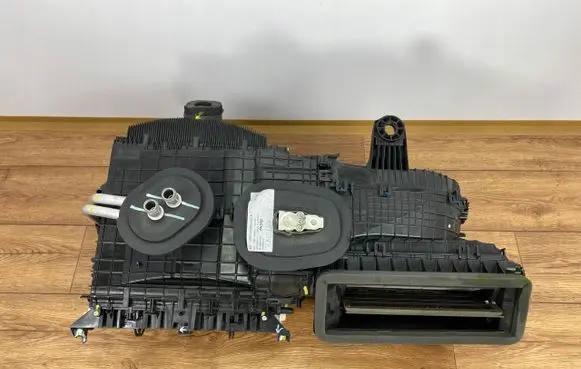 Ford Kuga I Interior heater climate box assembly LX6A-19B555-LAG