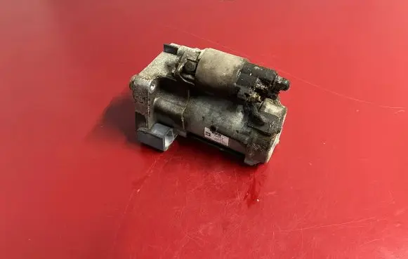 Mini One - Cooper F56 F55 Starter motor 7645979