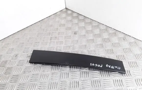 Ford Focus Dashboard glove box trim 4M51A20899