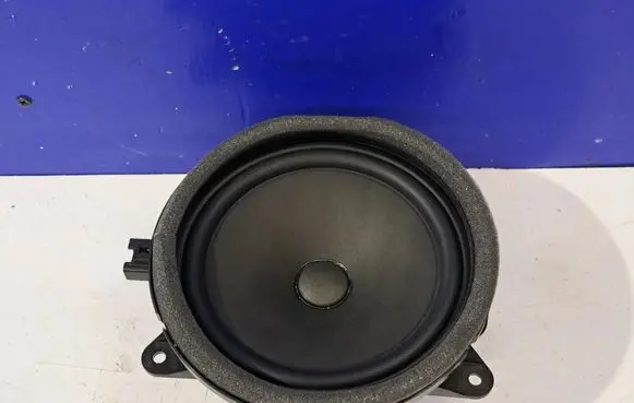 Volvo S90, V90 Front door speaker 31350425