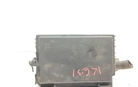 Opel Meriva B Fuse box set 13292736
