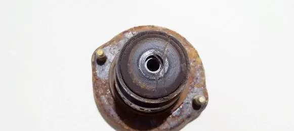 Honda Accord Coil spring mount 