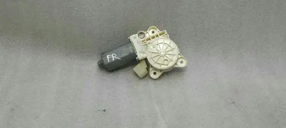 Mercedes-Benz SLK R171 Front door window regulator motor A1718201442