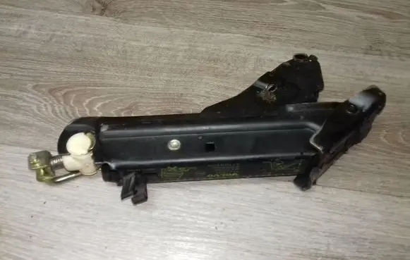 Volvo V70 Lift Jack 9444887