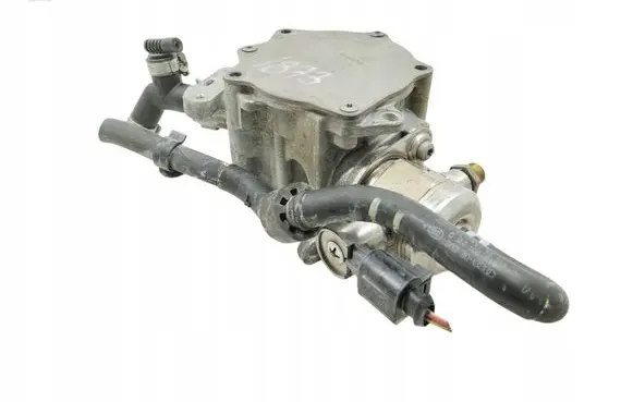 Audi A4 S4 B8 8K Vacuum pump 