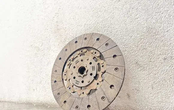 Opel Insignia A Clutch pressure plate 55557846 221878003907 332350714