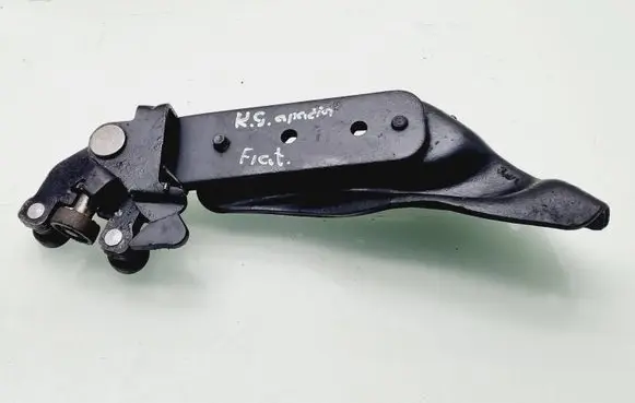 Fiat Fiorino Sliding door lower roller guide/hinge 