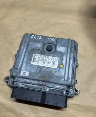 Mercedes-Benz E AMG W212 Engine control unit/module A6421509678 1039S21388 0281013753