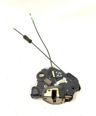 Suzuki Grand Vitara II Front door lock 5D1304
