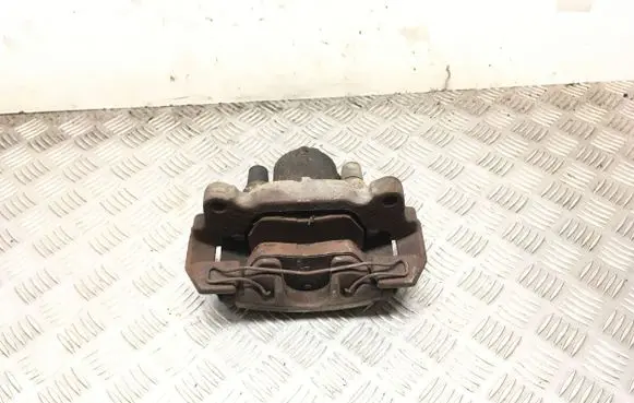 Skoda Superb B6 (3T) Front brake caliper