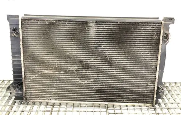 Coolant radiator