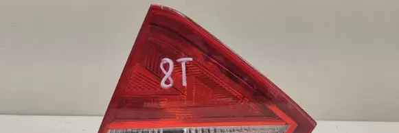 Audi A5 8T 8F Tailgate rear/tail lights 8T0945094