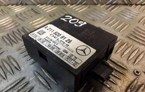 Mercedes-Benz E W211 Alarm control unit/module 2118209126 A2118209126