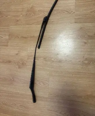 Volkswagen Golf V Front wiper blade arm 1K1955410