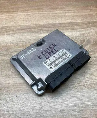 Opel Astra G Engine control unit/module ECU 09136116 0281001871