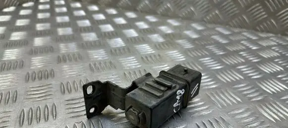 KIA Sportage Glow plug pre-heat relay 368302A700