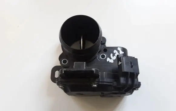 Ford Kuga II Throttle valve 9806625280
