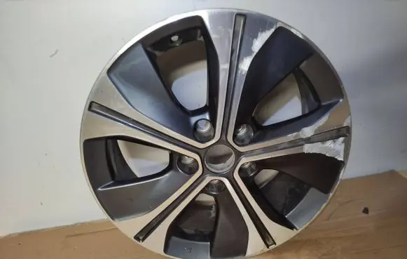 Nissan Leaf II (ZE1) R17 alloy rim N86701