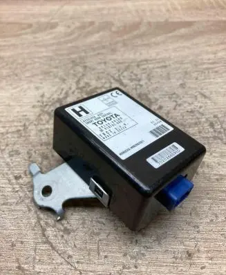 Toyota Yaris Door control unit/module 897400D100 61B702000