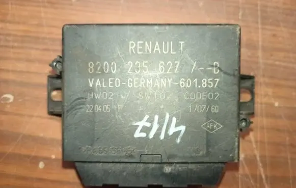Renault Scenic II - Grand scenic II Parking PDC control unit/module 8200235627