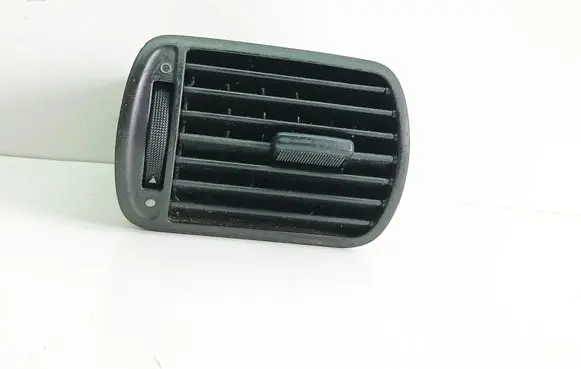 Seat Leon (1M) Dashboard side air vent grill/cover trim 8L0820901
