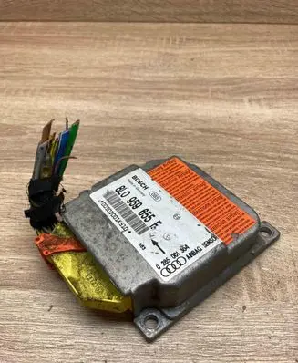 Audi A3 S3 8L Airbag control unit/module 8L0959655F 0285001304 WITHPLUG