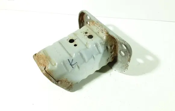 Toyota Yaris Front bumper shock/impact absorber 146270L491