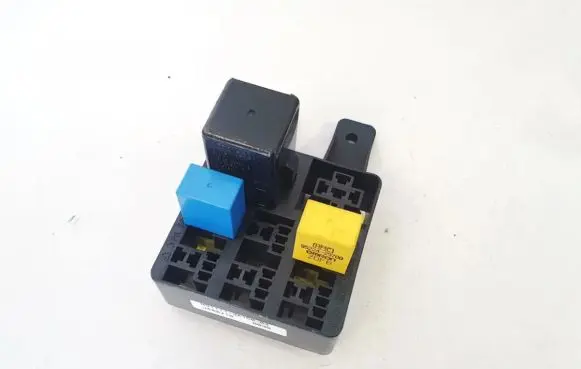 Hyundai Trajet Fuse box set n911113a15004 911113a150