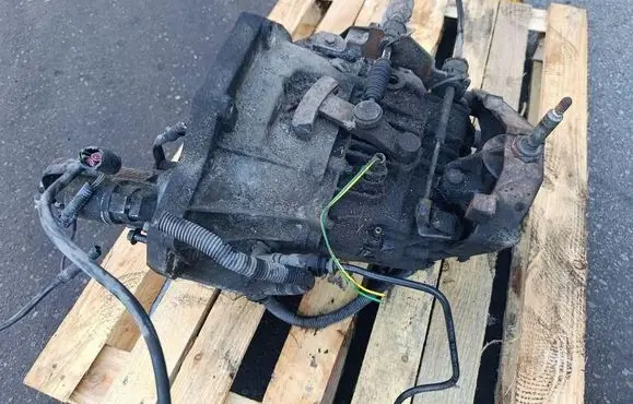 Renault Master II Manual 5 speed gearbox PK6380