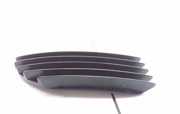Opel Omega B2 Front bumper lower grill 90458187