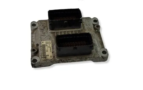 Fiat Punto (188) Engine control unit/module 0261207901 1039S00103 00551803110