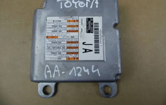 Toyota Camry VIII XV70 Airbag control unit/module 8917033G80