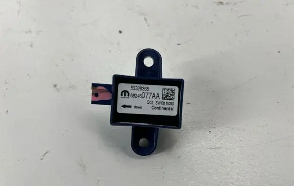 Jeep Compass Airbag deployment crash/impact sensor 68245077AA 53328368 5WK66090