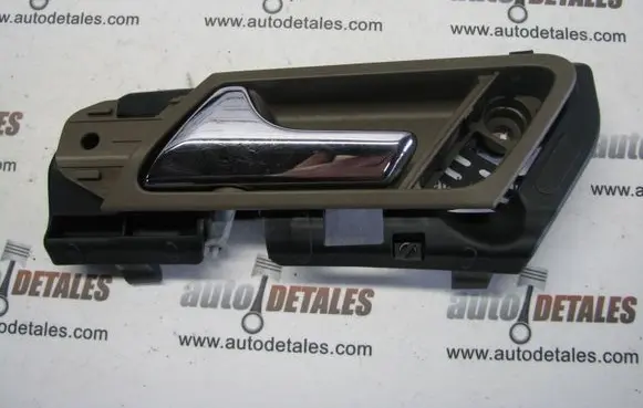 Mercedes-Benz GL X164 Front door interior handle