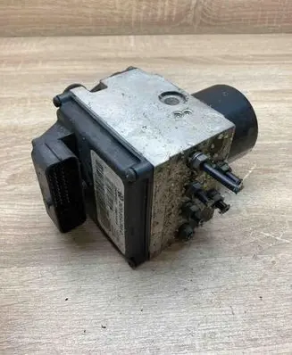 Volkswagen PASSAT B6 ABS Pump 3C0614095Q 16027002A