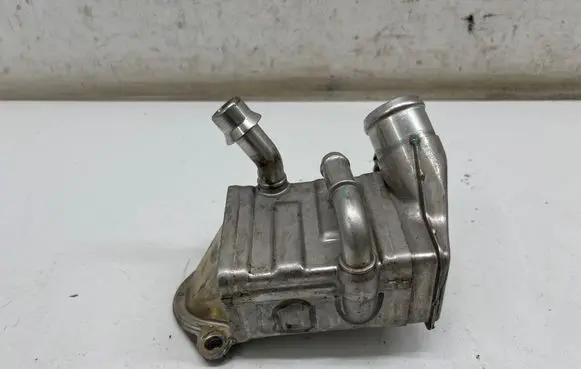 Opel Insignia B EGR valve cooler 55484809