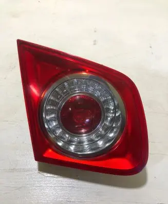 Volkswagen Jetta V Tailgate rear/tail lights 1M5945093 283151 2709061810