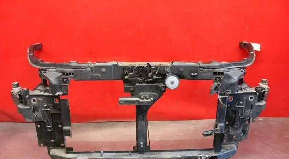 Nissan Murano Z50 Front bodywork piece 