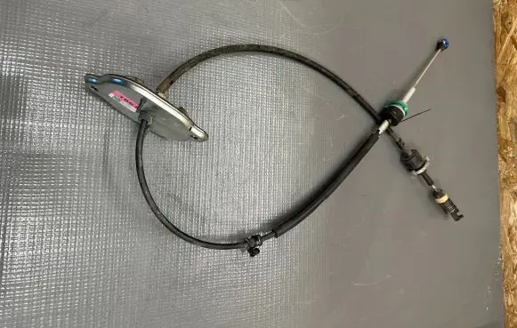 Opel Insignia B Gear shift cable linkage 84121961 530328913 9220102000000X