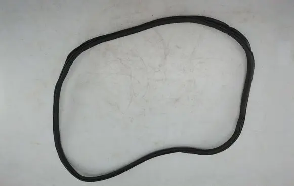 Rubber seal rear door