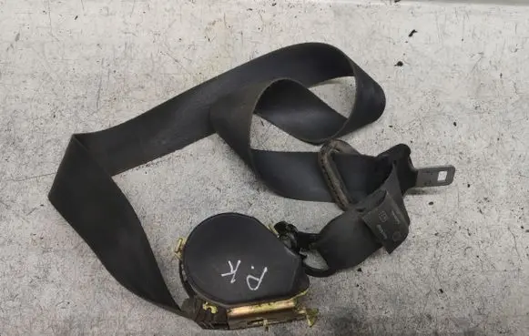 Opel Vivaro Front seatbelt