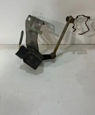 Audi A8 S8 D2 4D Headlight/headlamp level sensor 4B0907503 109805