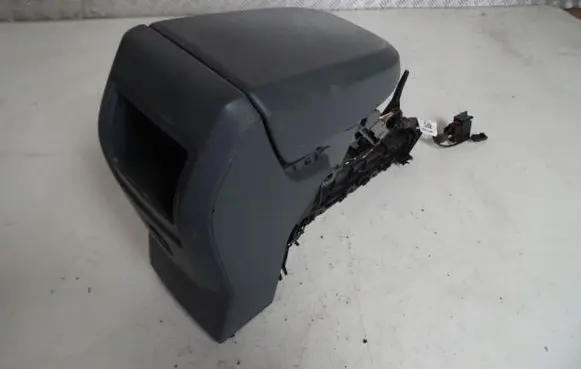 Ford C-MAX II Armrest 
