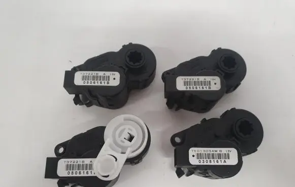 Renault Megane IV A/C air flow flap actuator/motor T37221B