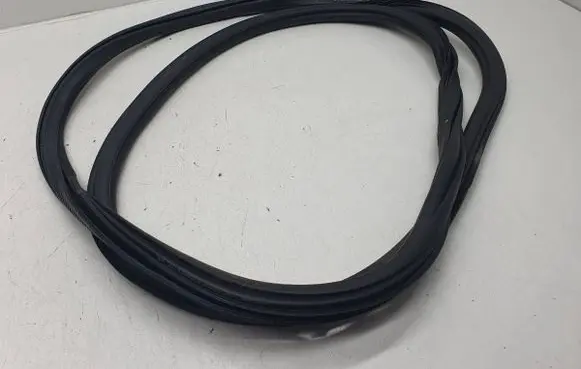 Skoda Octavia Mk4 Front door rubber seal 5E3867365B