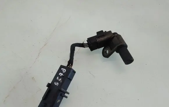 Peugeot 307 Camshaft position sensor 9645844080