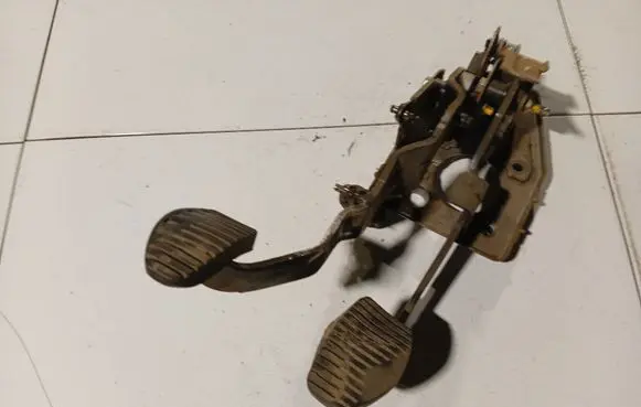 Brake pedal